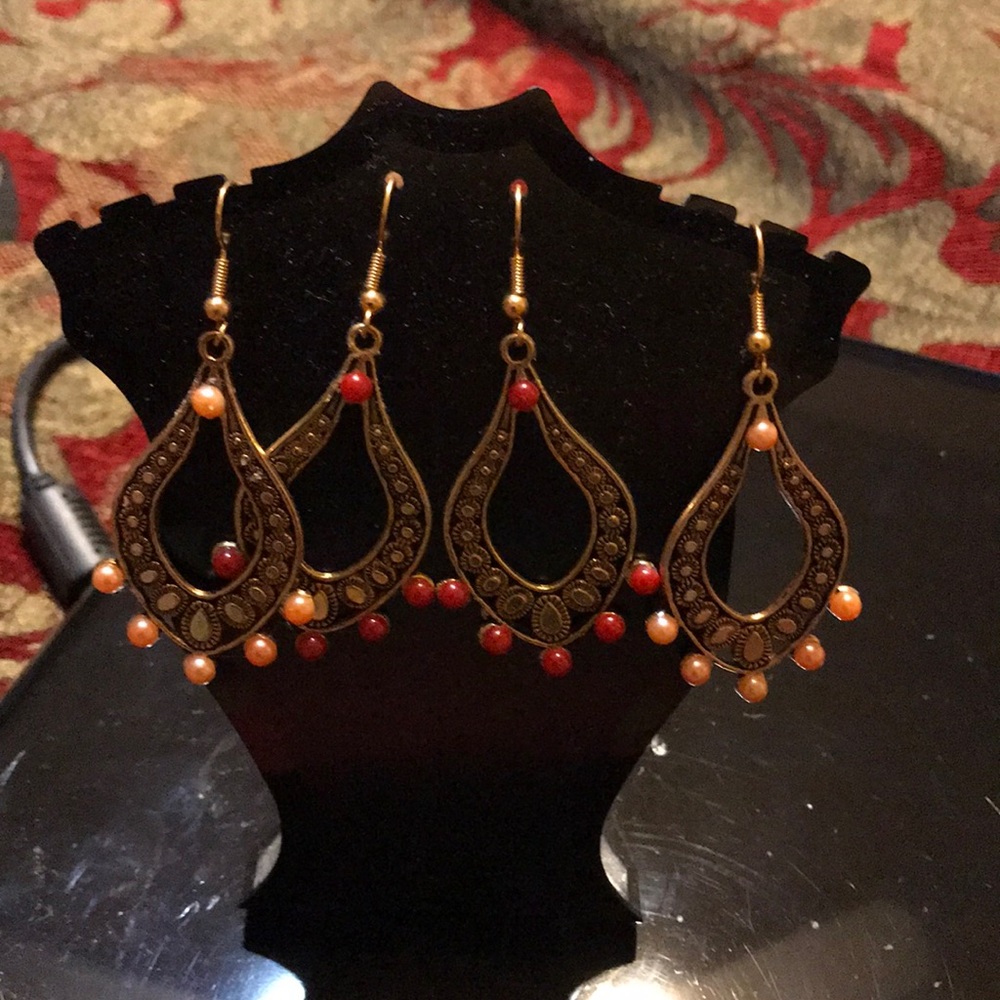 Earring - Picture 6 of 8